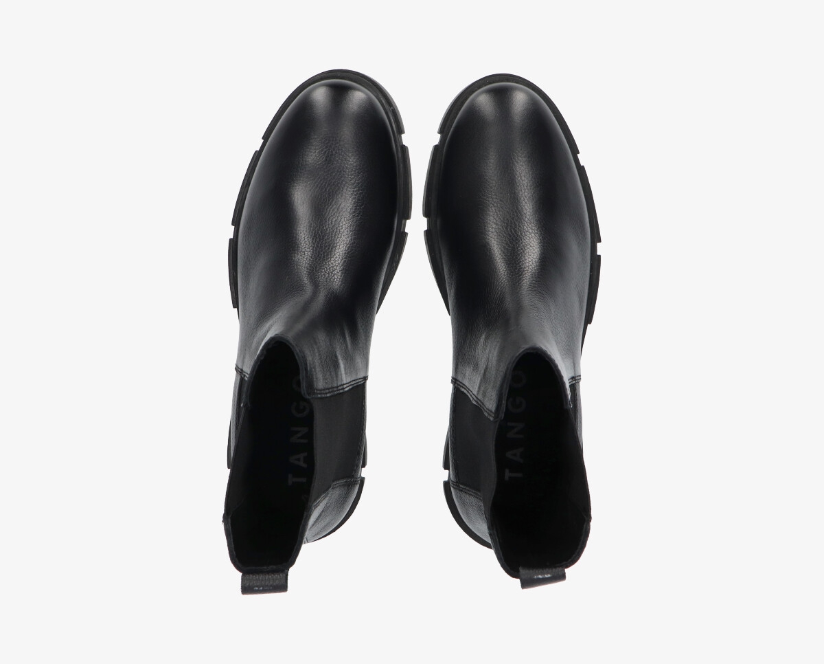 Romy 509-e black leather chelsea boot detail - black sole - Boutique 15
